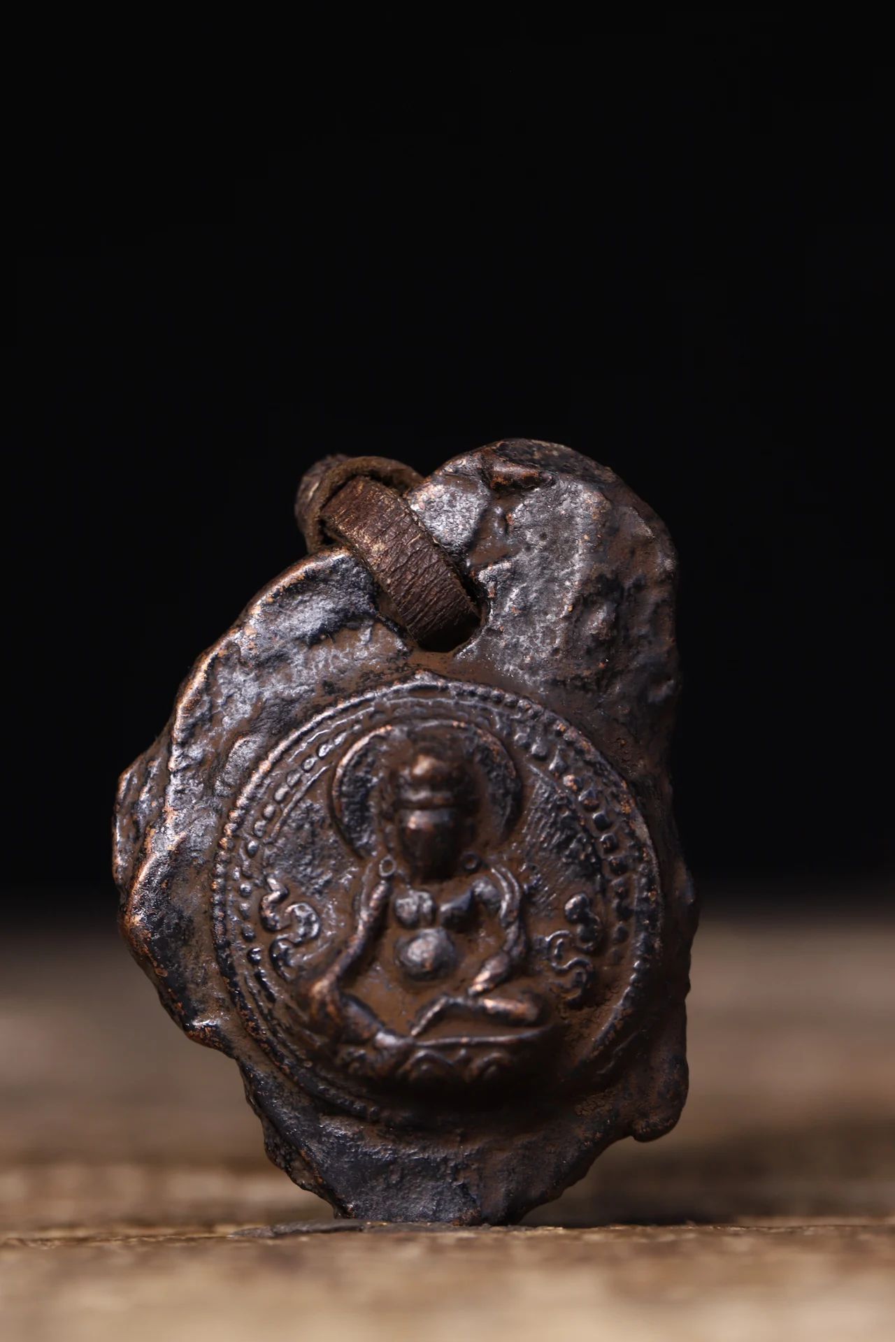 

2"Tibetan Temple Collection Old Bronze Yellow Jambhala Yellow God of Wealth Buddha Statue Amulet Pendant Zang La Sebo