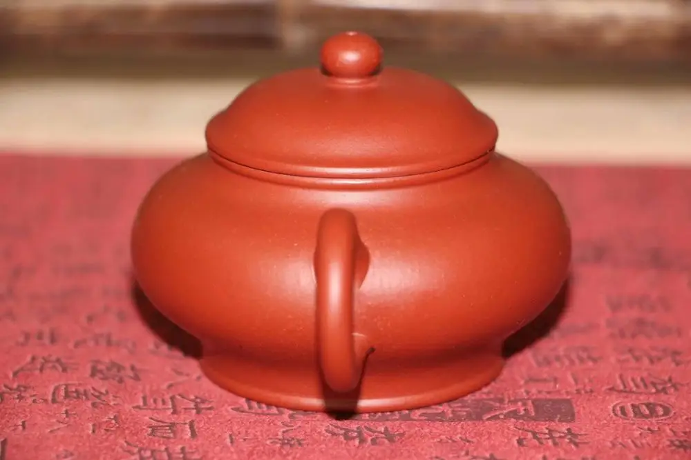 Китайский чайник из исинской глины Фиолетовый Глиняный заварочный чайник Zhu Ni мини чай пуэр шуй пинг Ху около 100 мл