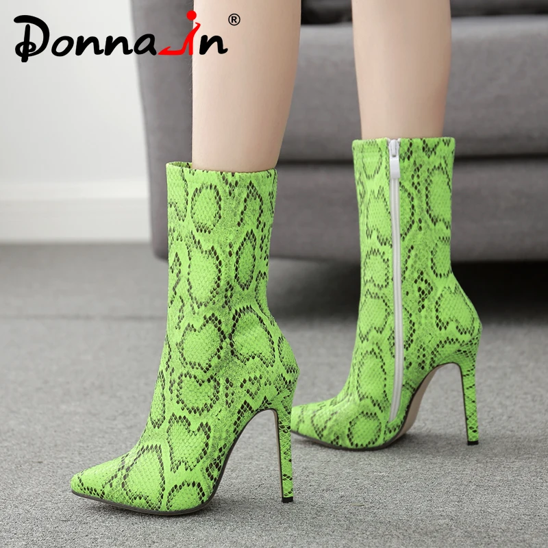 

Donnain Fluorescent Green Snake Print Ankle Boots for Women Pointed Toe Sexy Snake Microfiber Thin Heel Waterproof Boots Women