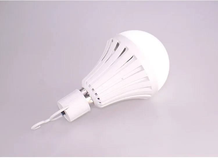 Household LED Emergency Bulb Magic Bulb Water Gets Light 7w Smart Emergency Bulb Lamp Energy Saving LED Bulb
