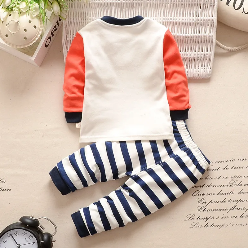 3204916557_530536496