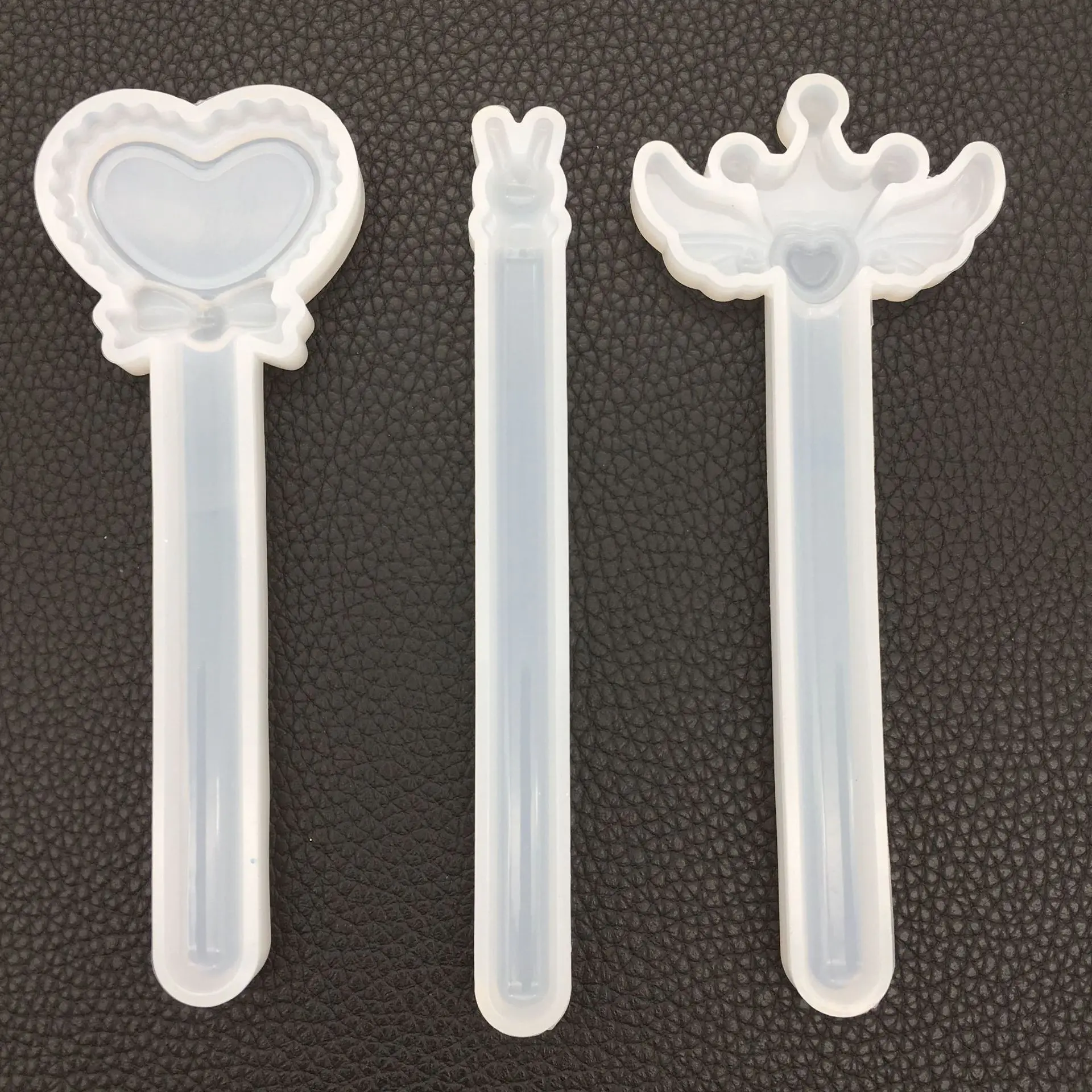 

3Pcs Crown Rabbit Wing Straight Ruler Silicone Mold For Resin Kit Resin Casting Craft Jewelry Tool