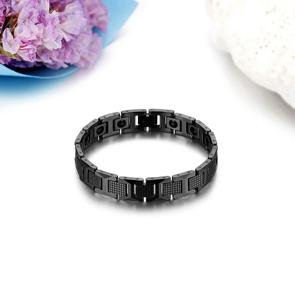 44295-black_5