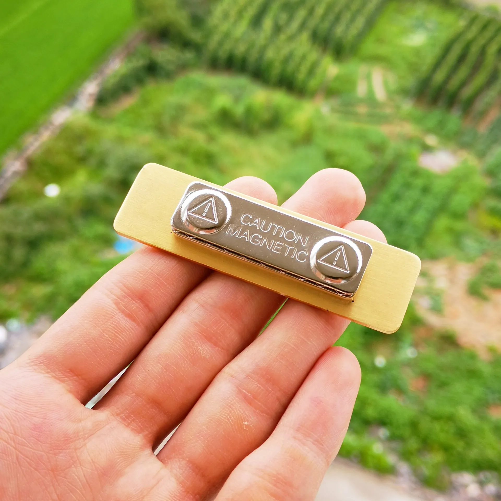 ������ �ΰ� ���׳�ƽ ���ġ ��, ������ �ؽ�Ʈ �ΰ�, ����Ͻ� ID �÷���Ʈ, ��ö �ݼ� �±�, ������ �̸� ����, 70*20mm