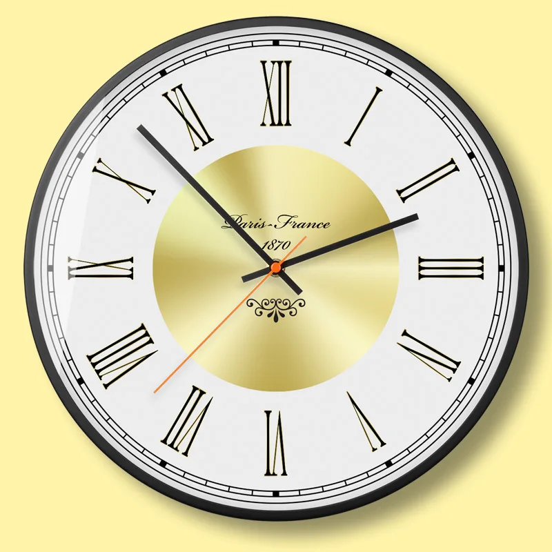

American Wall Clock Vintage Roman Dial Clock Personality Style Wall Watch Metal Frame