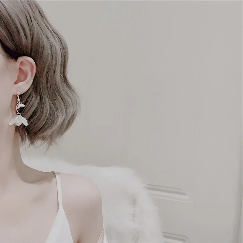 Aretes de mujer, современный дизайн, асимметричные серьги с цветами и кисточками, висячие серьги, ювелирные серьги, корейские серьги для женщин