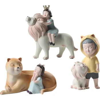 

Cute Girl And Lion King Statue Resin Crafts Simulation Animals Art Sculpture Nordic Style Home Decoration Birthday Gift R4540