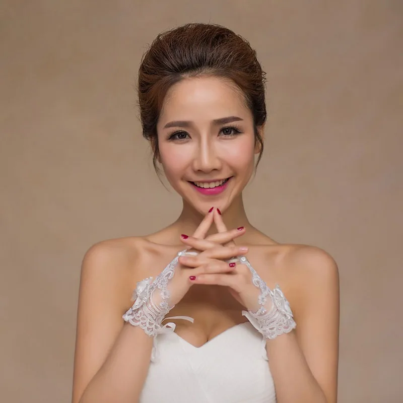 H11e5c6eb0e5649b7bb13d52ad145b177S Elegan Lace Short Bridal Gloves Inlaid Rhinestone Bowknot Slim Bridal Fingerless Gloves White Ivory Wedding Gown Accessories Mallzona