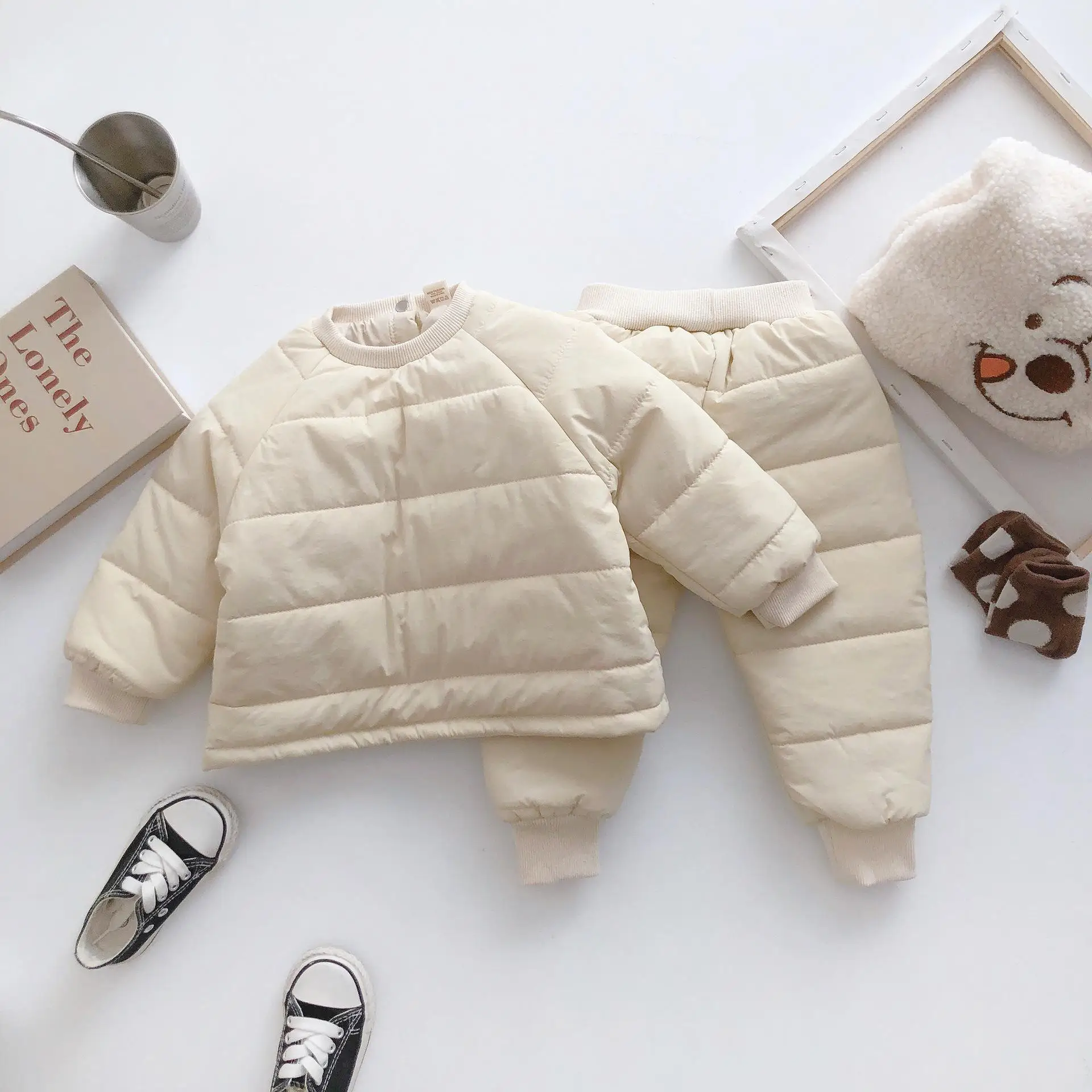 Новинка, зимние комплекты одежды в Корейском стиле хлопковое утепленное и теплое пальто с длинными штанами повседневный костюм для милых мальчиков и девочек - Цвет: Бежевый