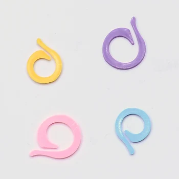 

20Pcs Plastic Knitting Crochet Locking Stitch Markers Holder Circular Open Ring