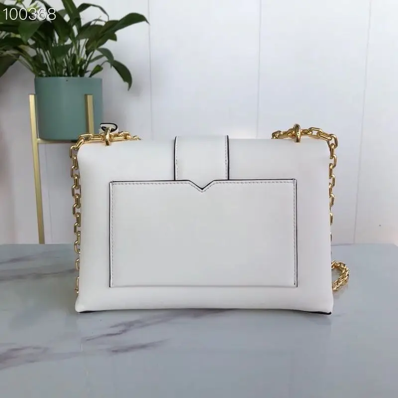 

Women's Handbag 2020 New Fashion Genuine Leather Ladies Rivet Chain Shoulder Messenger Bag