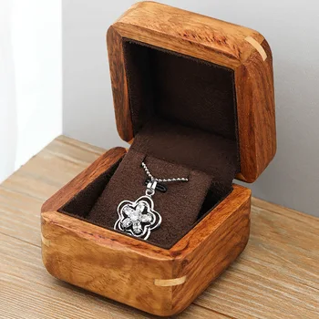 

Valuable Red Sandalwood Necklace Jewlery Box Portable Jewelry Locket Rosewood Mortise and Tenon Jewelry Velvet Storage Gift Box