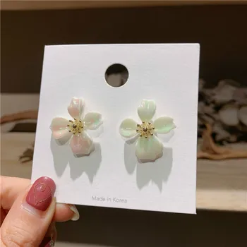 

2020 South Korea New Fashion Simple Flower Earrings Sweet Versatile Earrings Small Fresh Personalized Earrings
