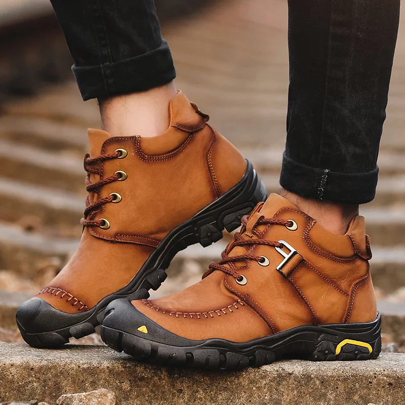 

Men Genuine Leather Winter Boots Short Plush Casual Mens Boots Ankle Warm Snow Shoes for Men Fur Inside Male Walking Snow Boots