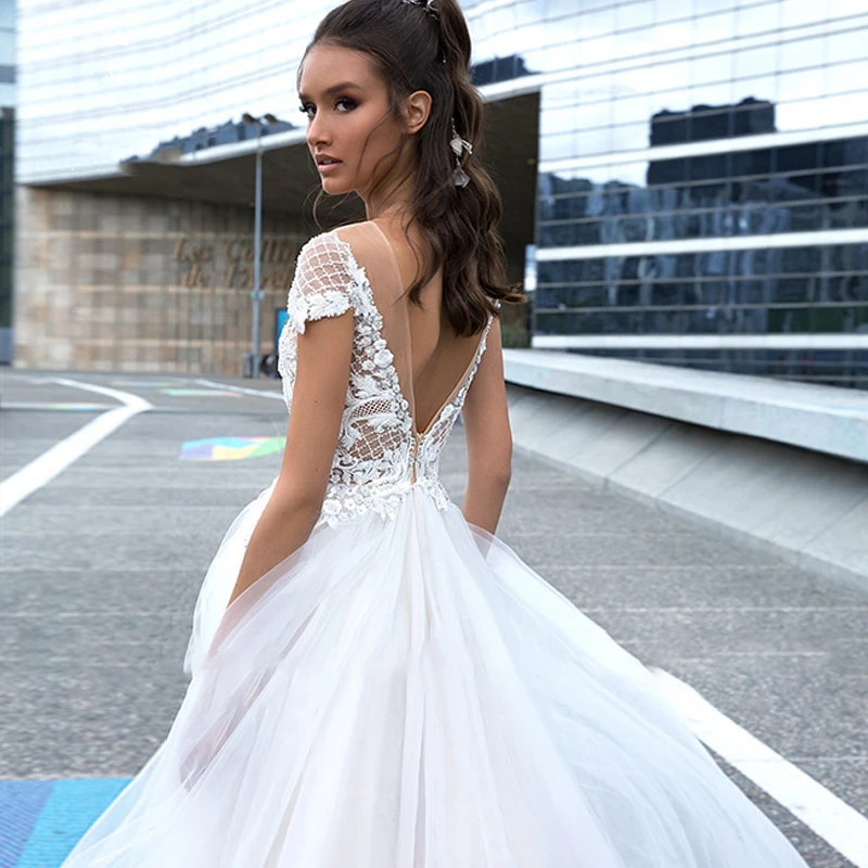Appliques Cap Sleeve Wedding Dress Delicate Ruched Tulle A-Line Princess Bride Gown