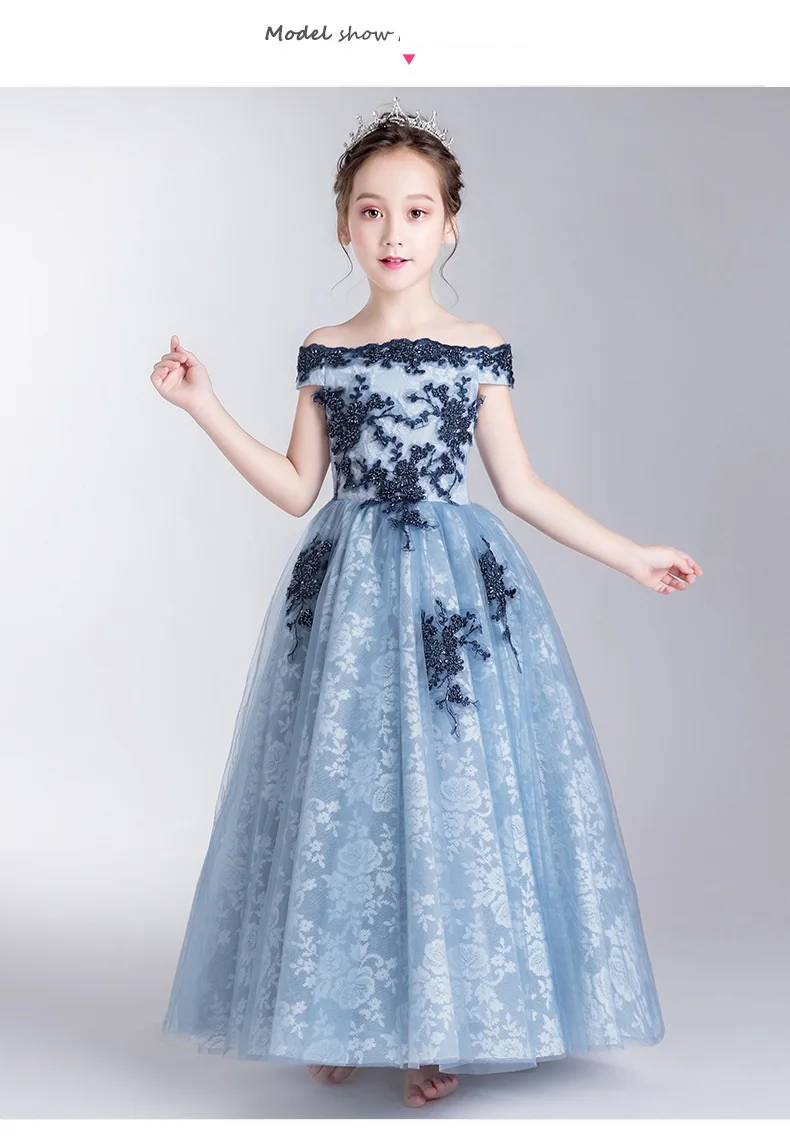 11972795989_1392571703