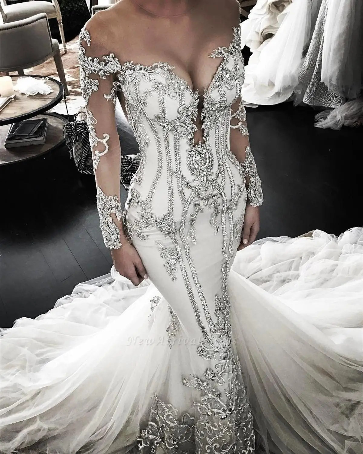 Белый New Long Luxurious Crystal Wedding Dresses Custom Made Bridal Gowns Vestido De Novia Sirena Sleeves V Neck - Цвет: Белый
