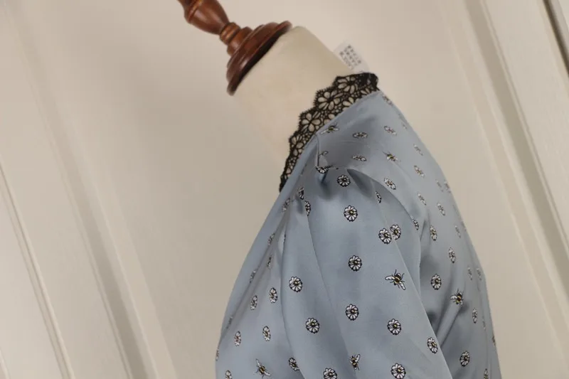conew_10640841650_1353026745