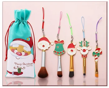 

4 Styles Of Christmas Makeup Brush Santa Claus Elk Cute Candy Makeup Brush Portable Mini Makeup Tool Set