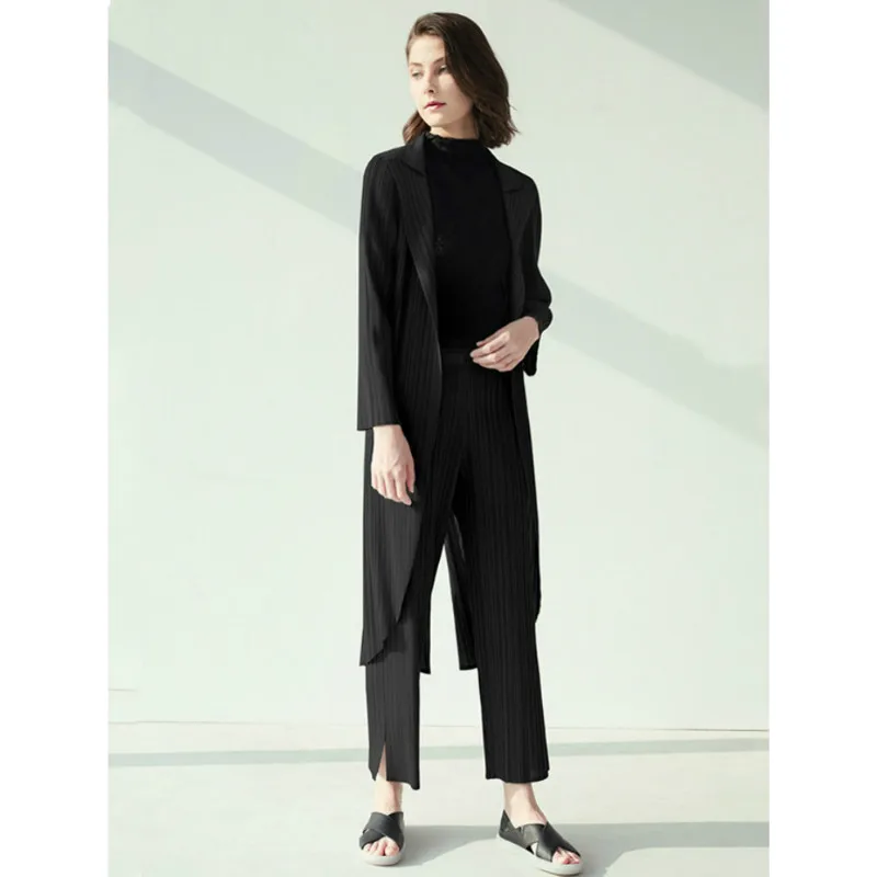 

Women's Clothing Set 2020 Spring Summer Simple Stretch Miyake Pleated Long Sleeved Split Coat + Straight Trousers 2PCS Set Black