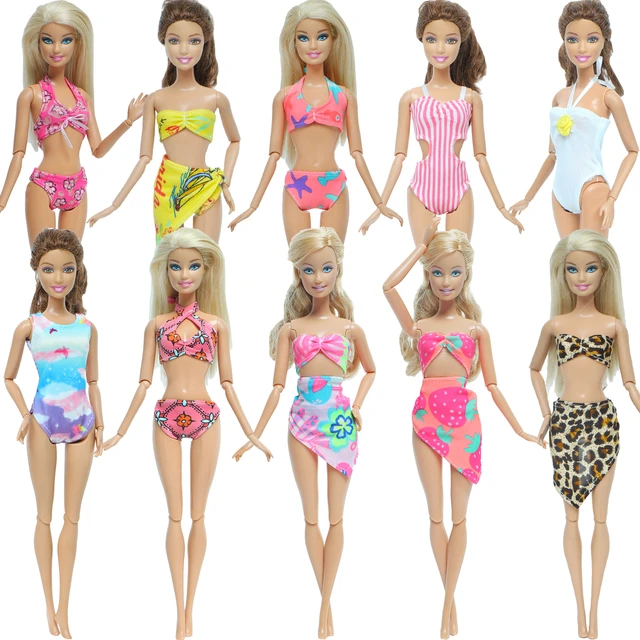 Boneca barbie em roupas da moda de verão