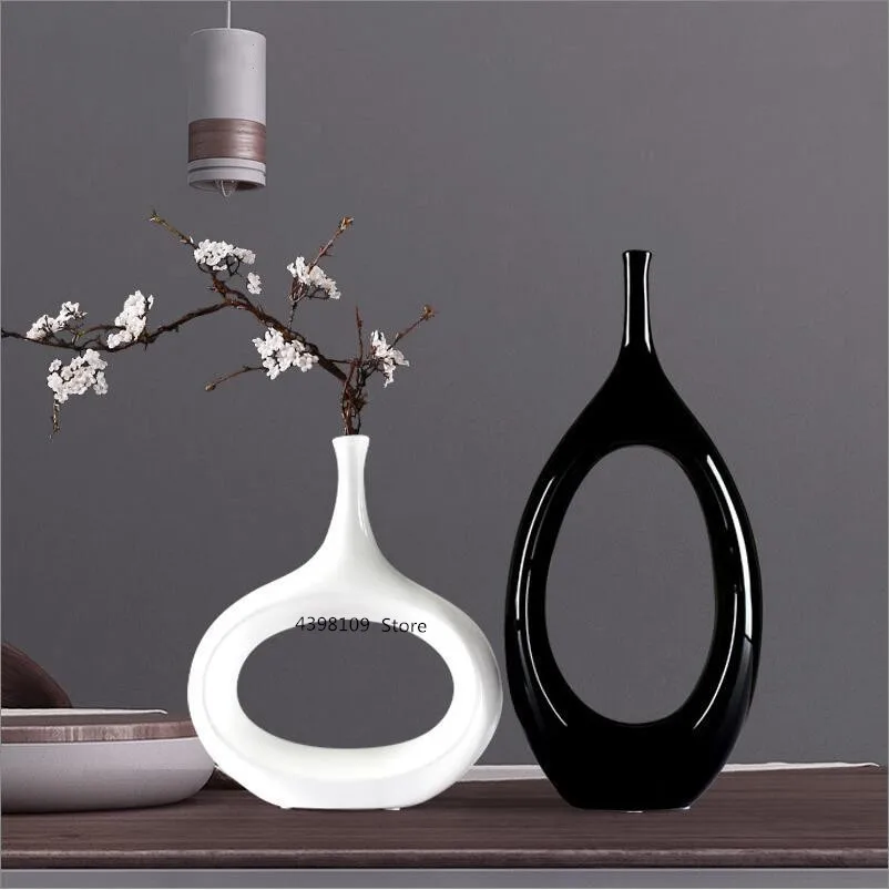 

Classic black white ceramic vase set European minimalist vase container furnishings ceramic crafts dried flowers decorative vase