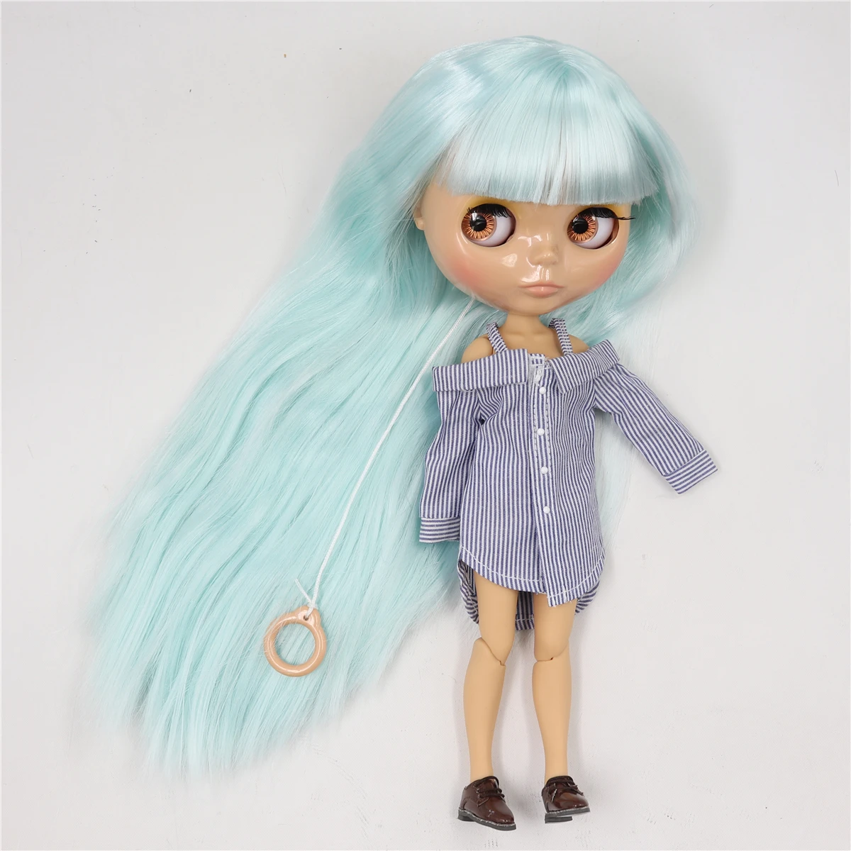 Felicity – Premium Custom Neo Blythe Doll with Green Hair, Tan Skin & Shiny Cute Face 1