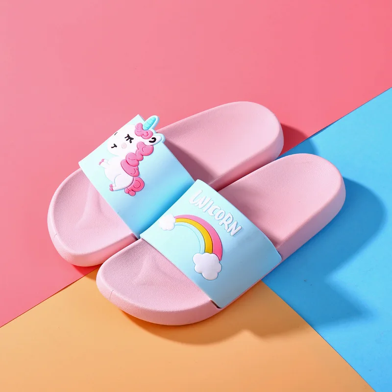 Arco Iris de verano unicornio zapatillas de niños niñas 2020 niños sandalias Pantufla de goma chicas jalea Zapatos Chanclas de niños SO011