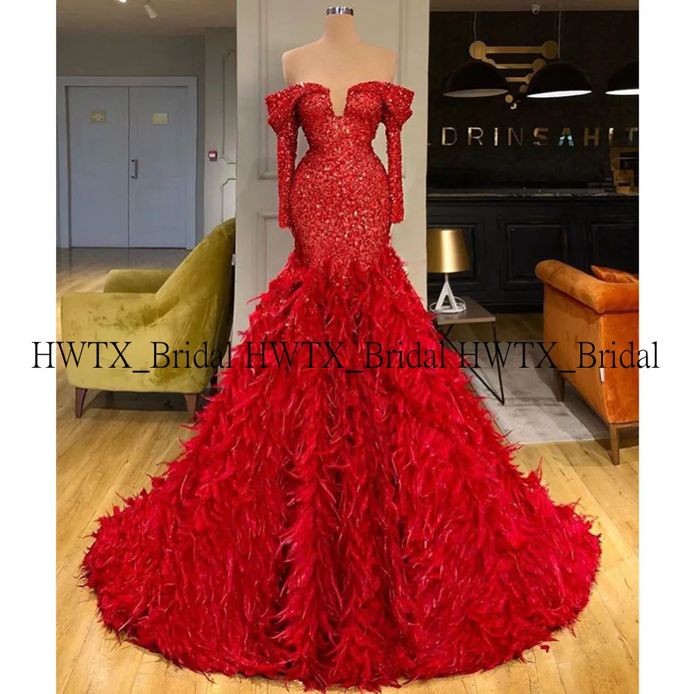 

Luxury Feathers Long Evening Dress 2020 Red Off the Shoulder Long Sleeves Mermaid Arabic Dubai Formal Party Gowns Robe de soiree