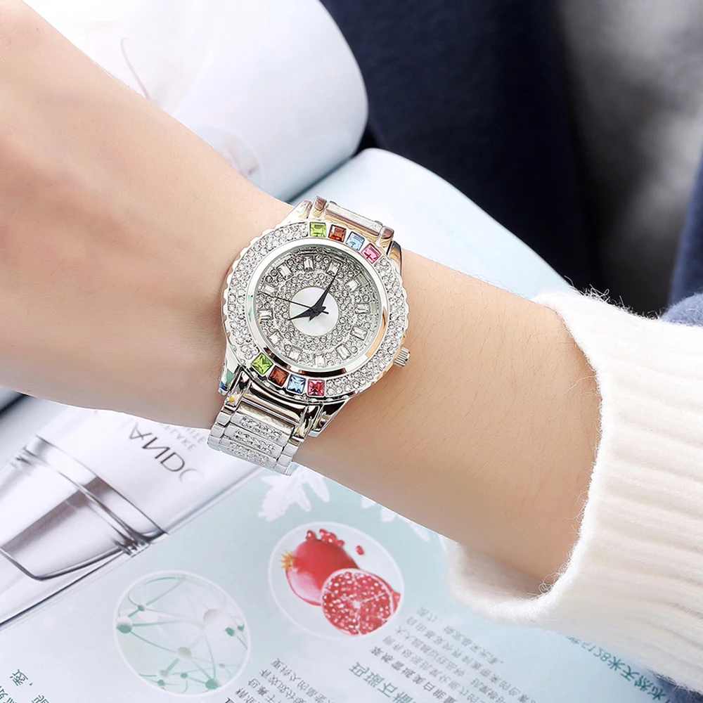 2021 Geneva Designer Ladies Watch Luxury Bling Diamonds Womens Quartz Watches Fashion Gold Bracelet Wristwatches ice-out XFCS