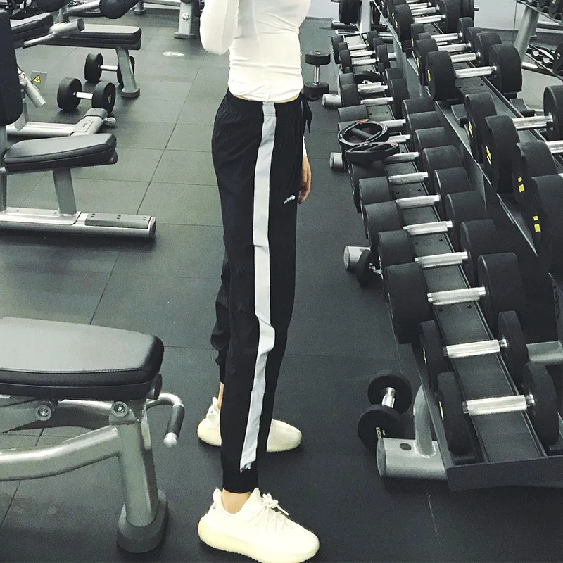 

Autumn and Winter New Loose Yoga Clothes Female Beam Foot Reflective Yoga Pants Quick Dry Thin and Comfortable Sports Trousers