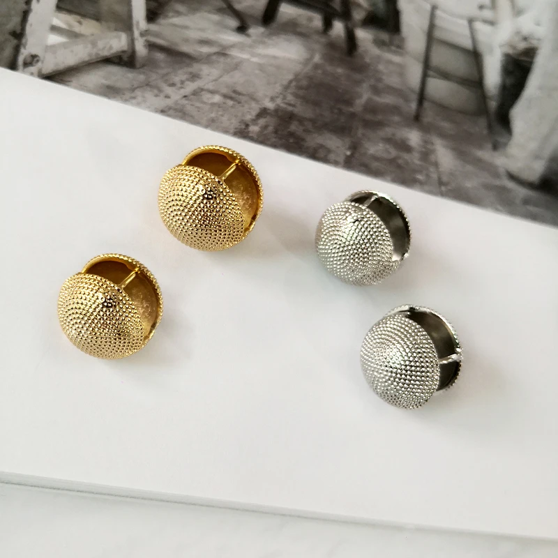 

Peri'sBox Round Ball Earrings for Women Textured Geometric Earrings Gold Silver Color Huggie Earrings Simple Jewelry For Friend
