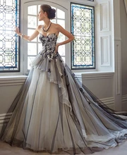 

Romantic Ball Gown Bridal Black and White 2018 Lace Vestido de Novia Bridal Gowns robe de mariage mother of the bride dresses