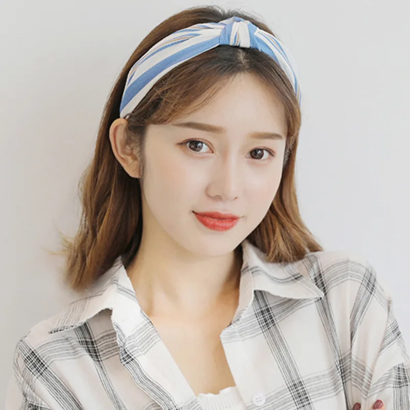 

DISCICI 2020 New Fashion Women's Card Online Popular Face Wash All-match Out Simple Wide Edge Hair Accessories OH0399