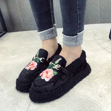 Г. Осенне-зимняя женская обувь из хлопка модная теплая плюшевая обувь с мягкой вышивкой Повседневная нескользящая обувь на плоской подошве ботинки из хлопка