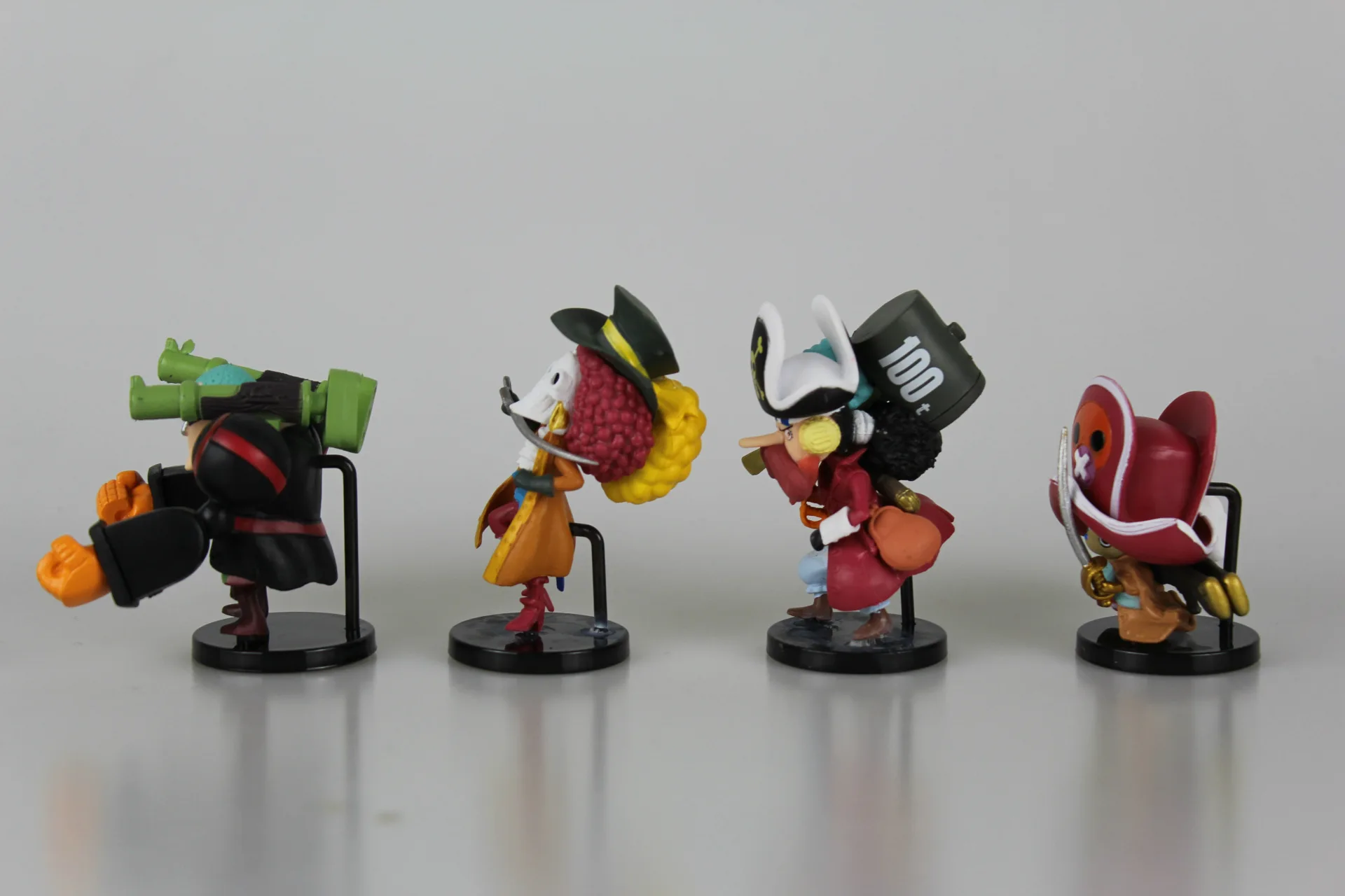 

Diffuse Dynamic Square Anime One Piece/One Piece Luffy Nami Doflamingo 67 S Red-9-Doll Model Garage Kit