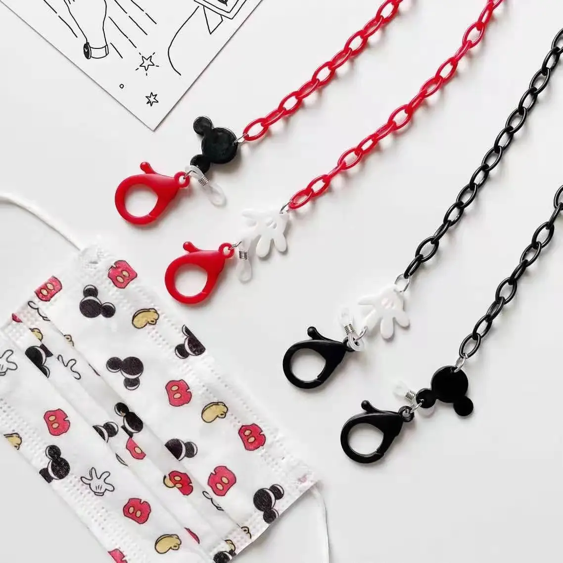 

New creative cartoon mouse acrylic mask chain glasses chain mask with hanging chain mask anti-drop rope