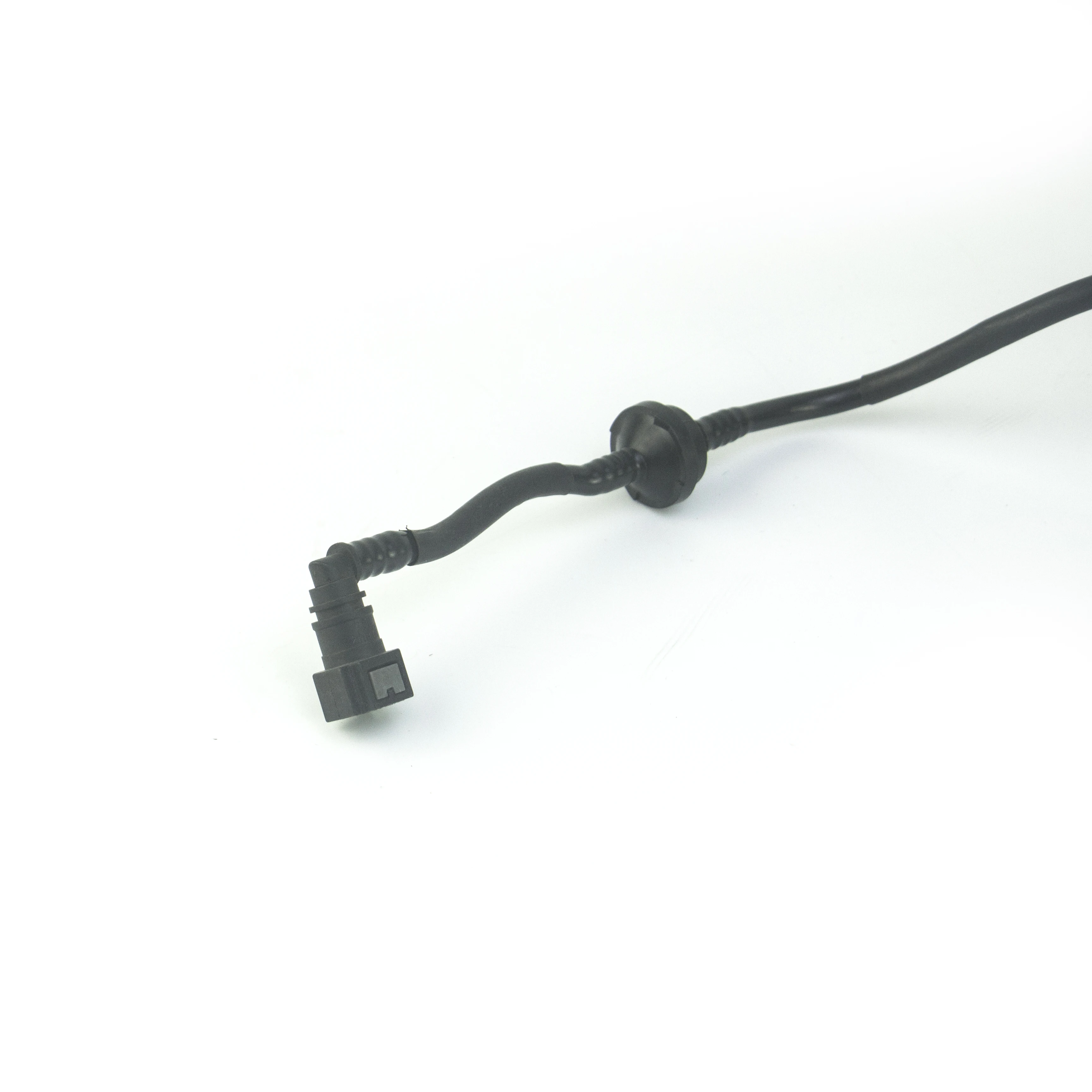 Вакуумная трубка 457861 для Dongfeng Peugeot 307 Citroen C4 Triumph T5 Sega T6 2 0 бесплатная