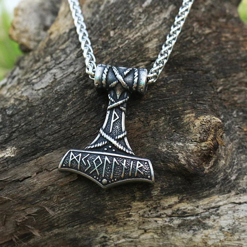

1pcs men stainless steel Thor's Hammer pendant viking rune necklace Huge Thor Mjolnir Amulet Scandinavian Pendant norse jewelry