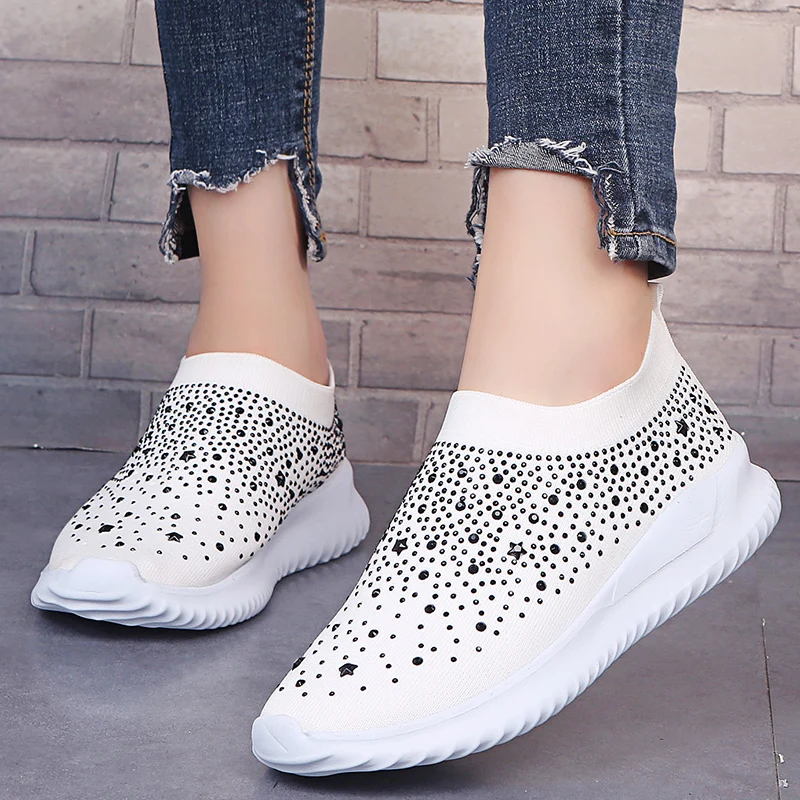 

2019 Autumn New Women Slip-on Casual Crystal Sneakers Large Size Knit Mesh Breathable Casual Sock Shoes Black/White