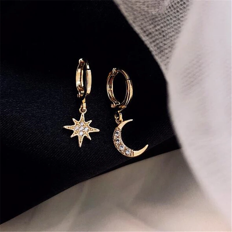 

2019 New Arrival Fashion Classic Geometric Women Dangle Earrings Asymmetric Earrings Of Star And Moon Female Korean Jewelry