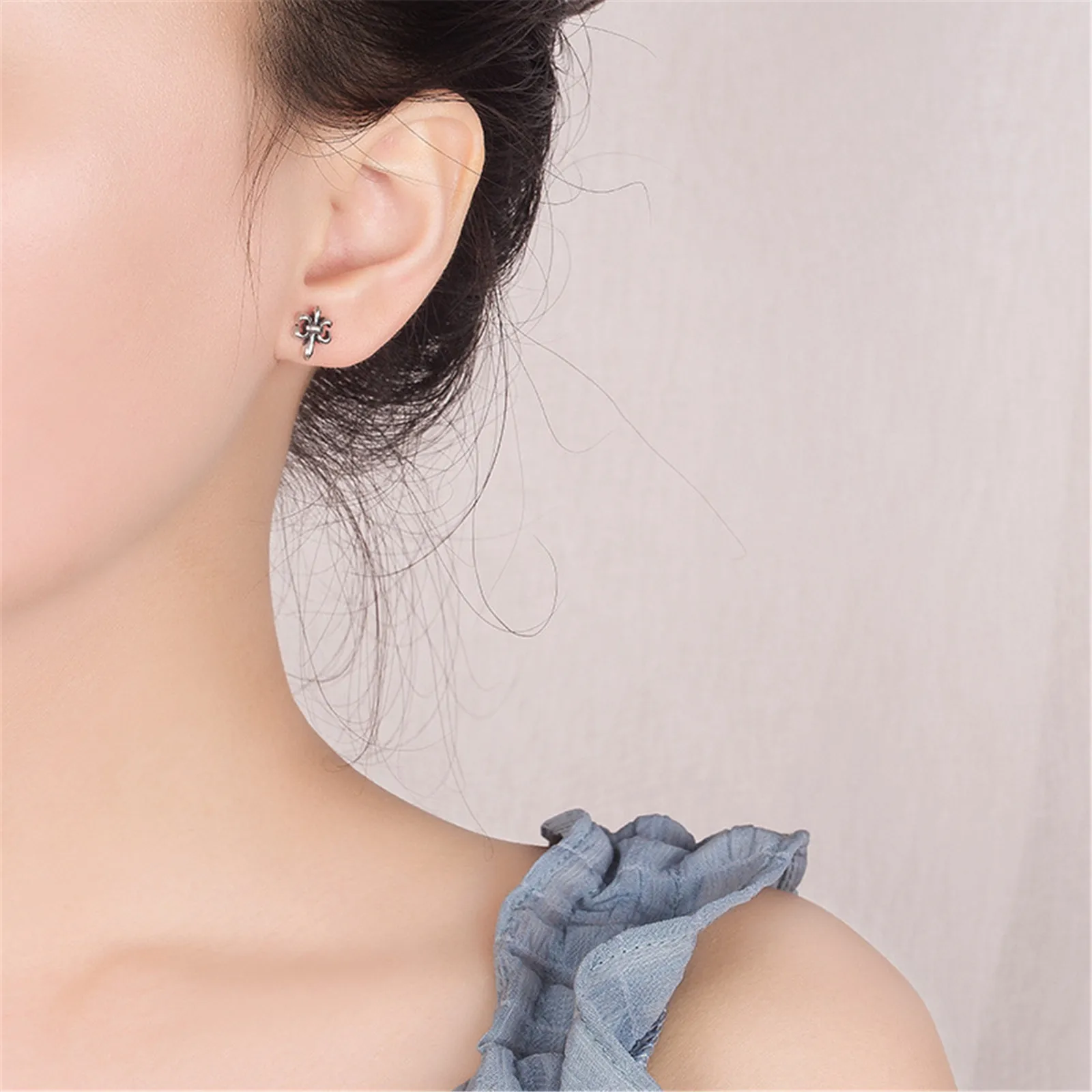 Fleur De Lis Silver Earring for Women Tiny Earstud Fleur-de-lys Heraldic Heraldry French Symbol Vintage 2021 New