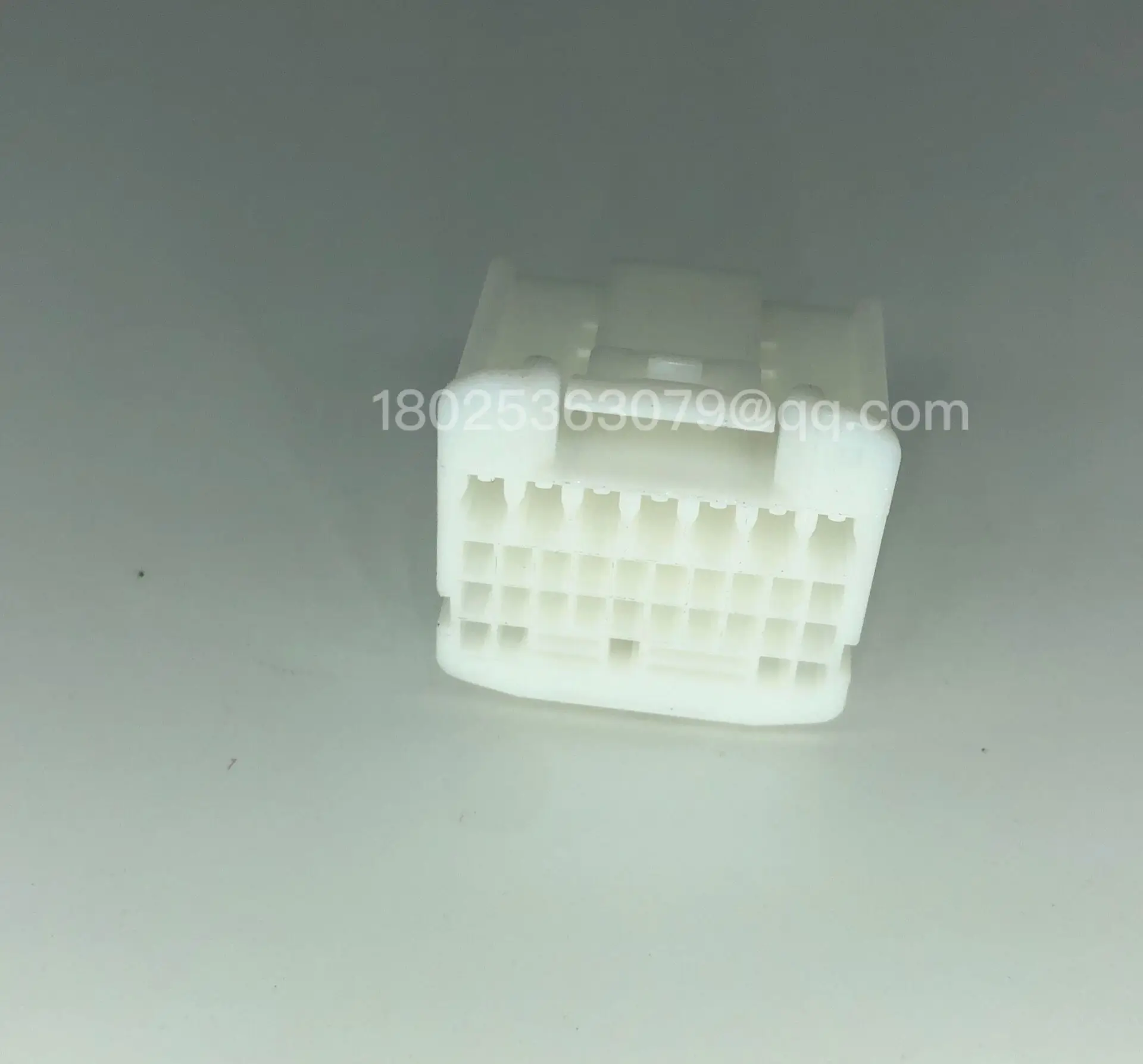 1123339-1 Original Wiring harnesses and electrical components