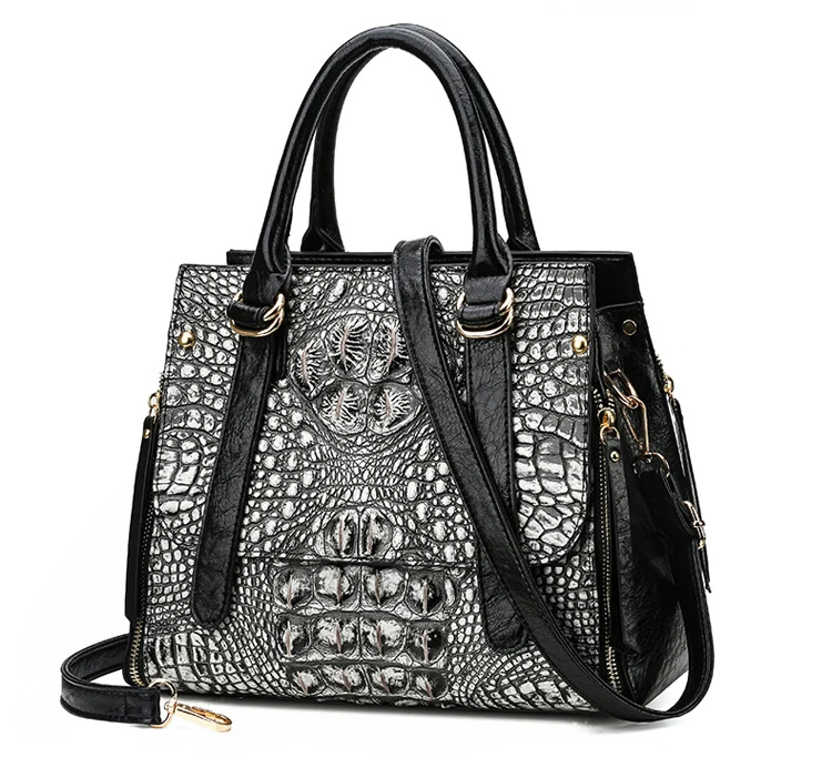 12512647535_377619387