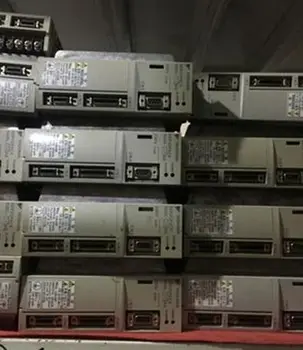 

1PC used Yaskawa drives SGDS-04AS