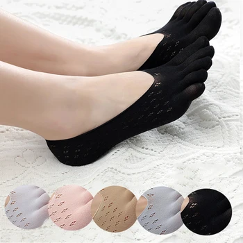 

1 pair Ladies Velvet Plum Lace Sock Breathable Slippers Mesh Invisible Shallow Silicone Boat Socks Five Finger Sock Slippers