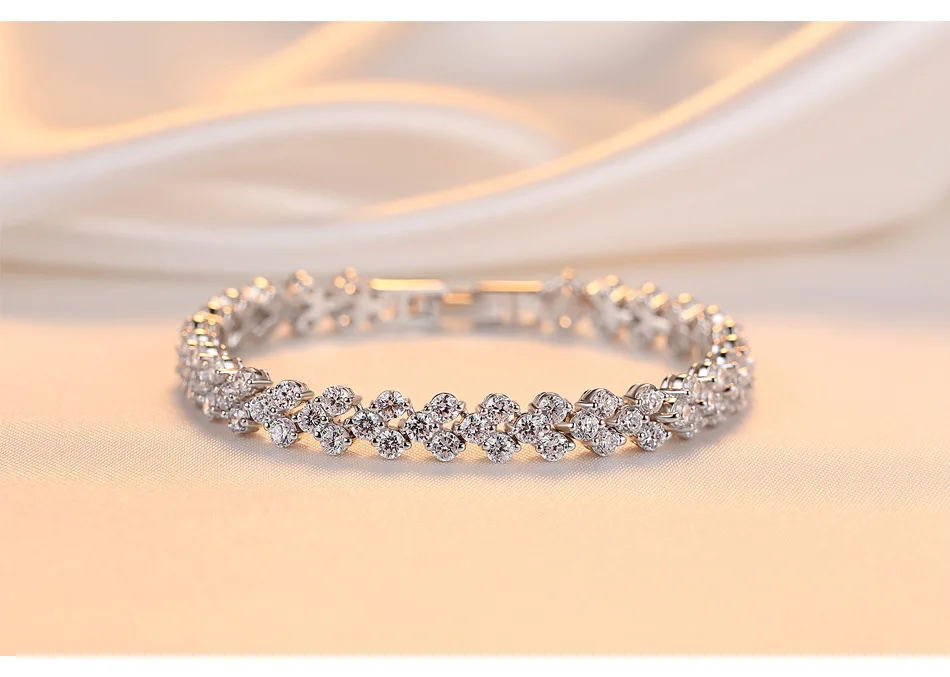 

S925 sterling silver zircon elegant simple ladies bracelet NKS03