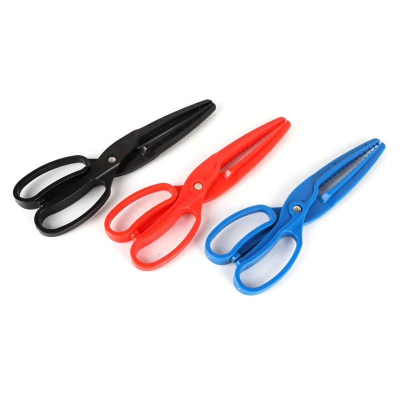 

New Fishing Pliers Multifunctional ABS Plastic Fishing Grip Floating Gripper Clamp Non-slip Sawtooth Ultra-light Fish Controller