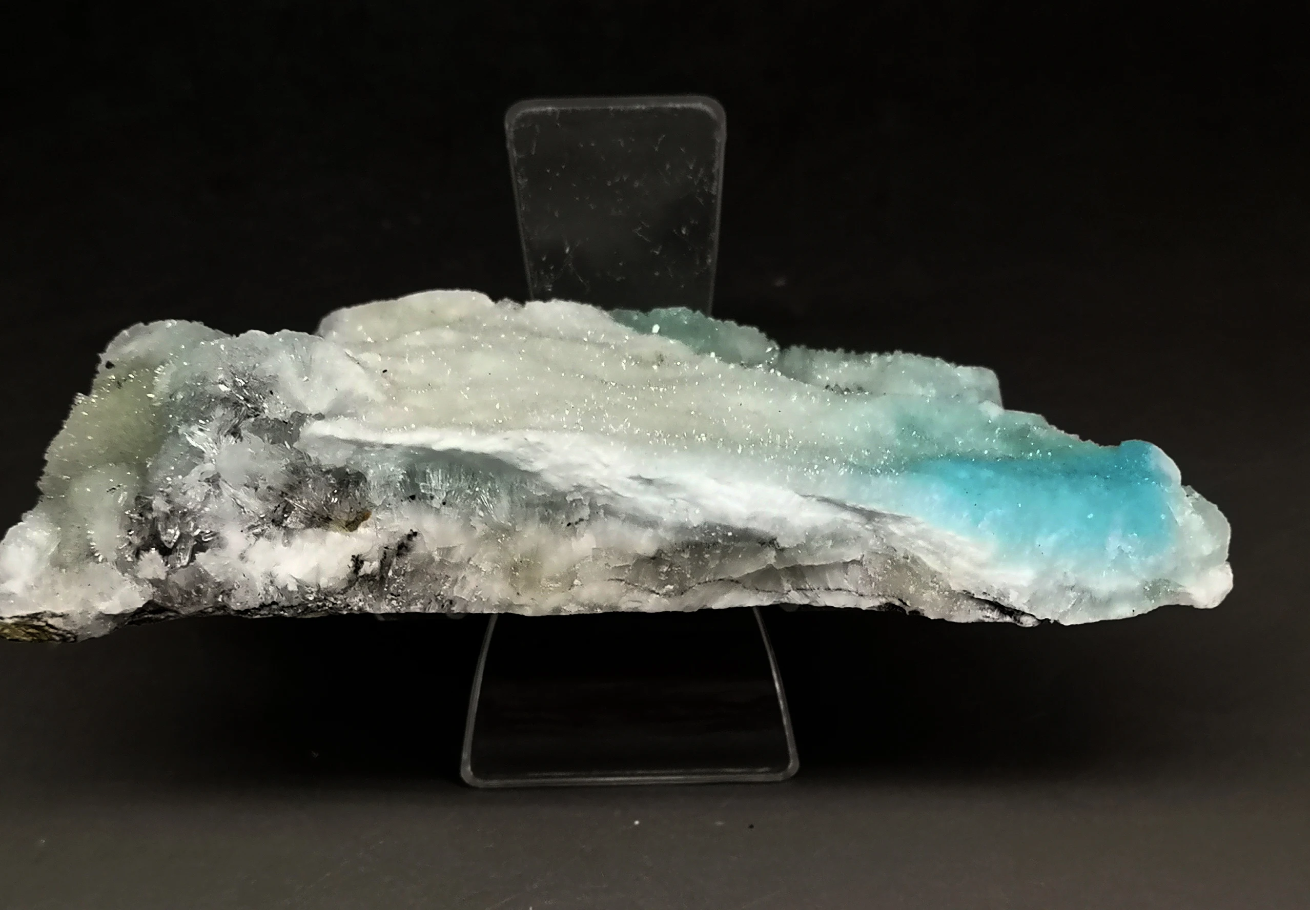 290 г натуральный синий-вены камень образец камня и кристалл Кварцевый Целительный Кристалл из Китая