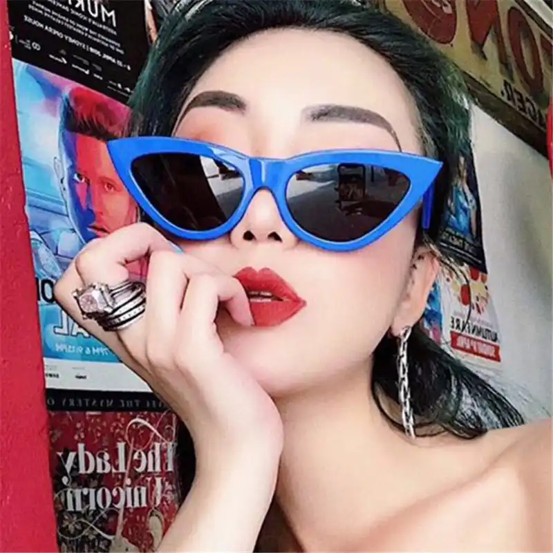 19 新かわいいセクシーなレトロキャットアイサングラス女性小さな黒 白三角ヴィンテージ安いサングラスレッド女性 Uv400 Aliexpress